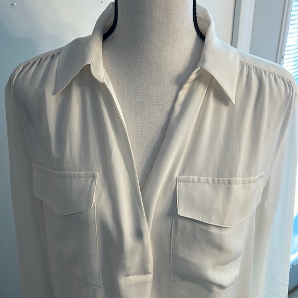 NWT Ann Taylor Factory Cream Blouse - Picture 2 of 6